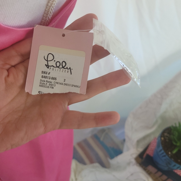 NWT Lilly Pulitzer Pink Cynthia Dress with Sparkle Hibiscus Pins Size 2 - Picture 4 of 5